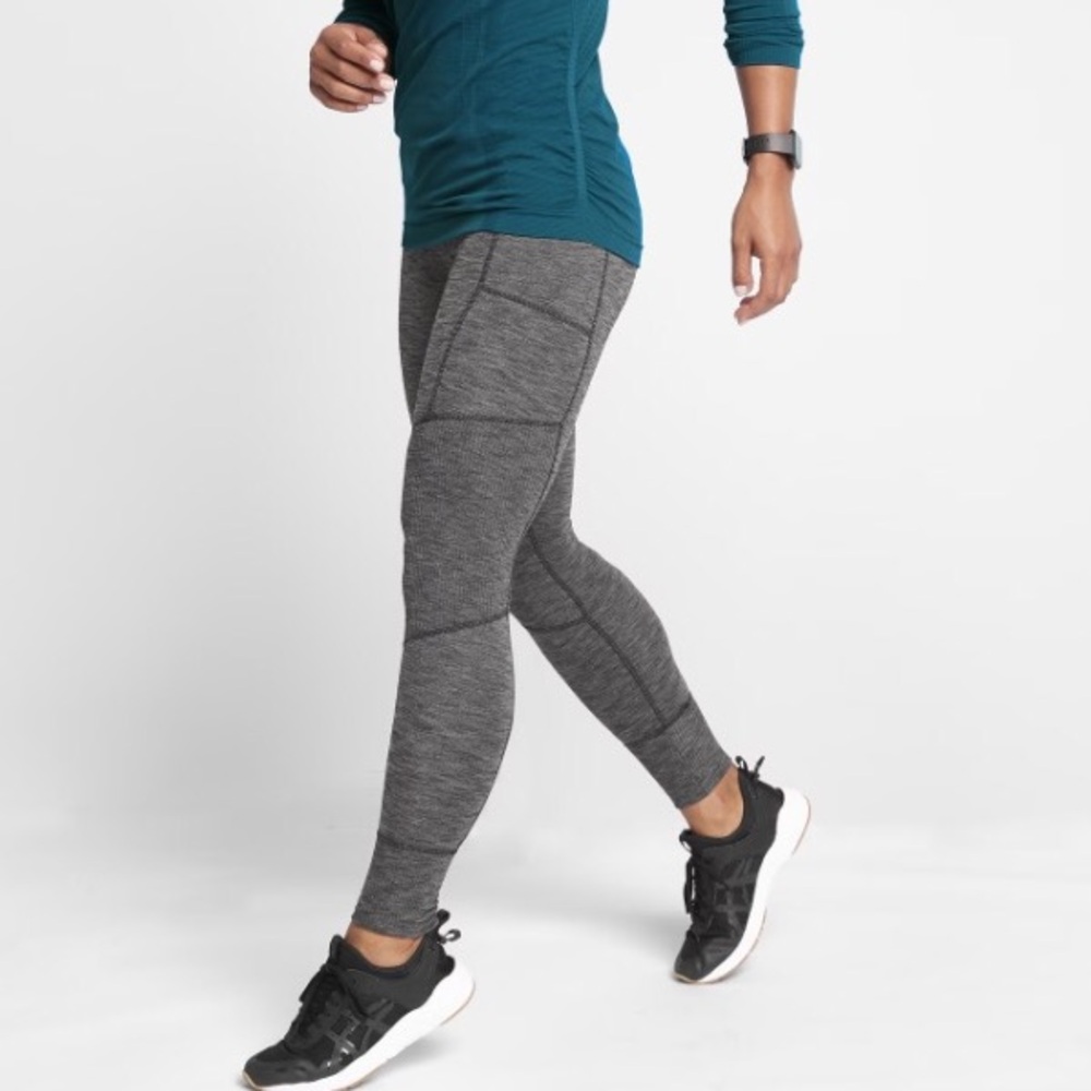 Athleta Excursion Tight Heathered Grey Thick Outdoor Leggings Small